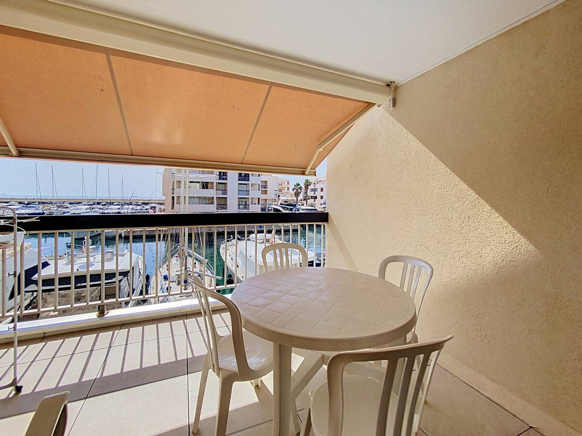 T2 3 étoiles à Bormes-les-Mimosas, vue mer et piscine - Photo 9