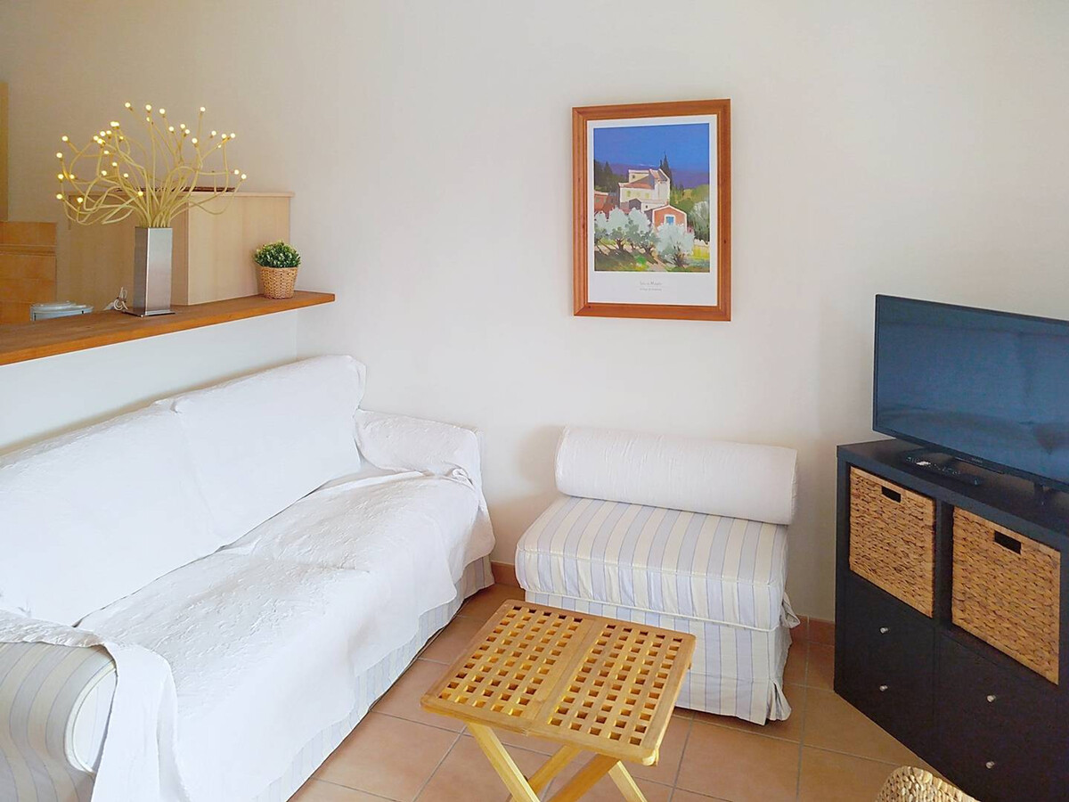 T2 Cabine 45m² avec Loggia, 800m Plage, Parking - Photo 4