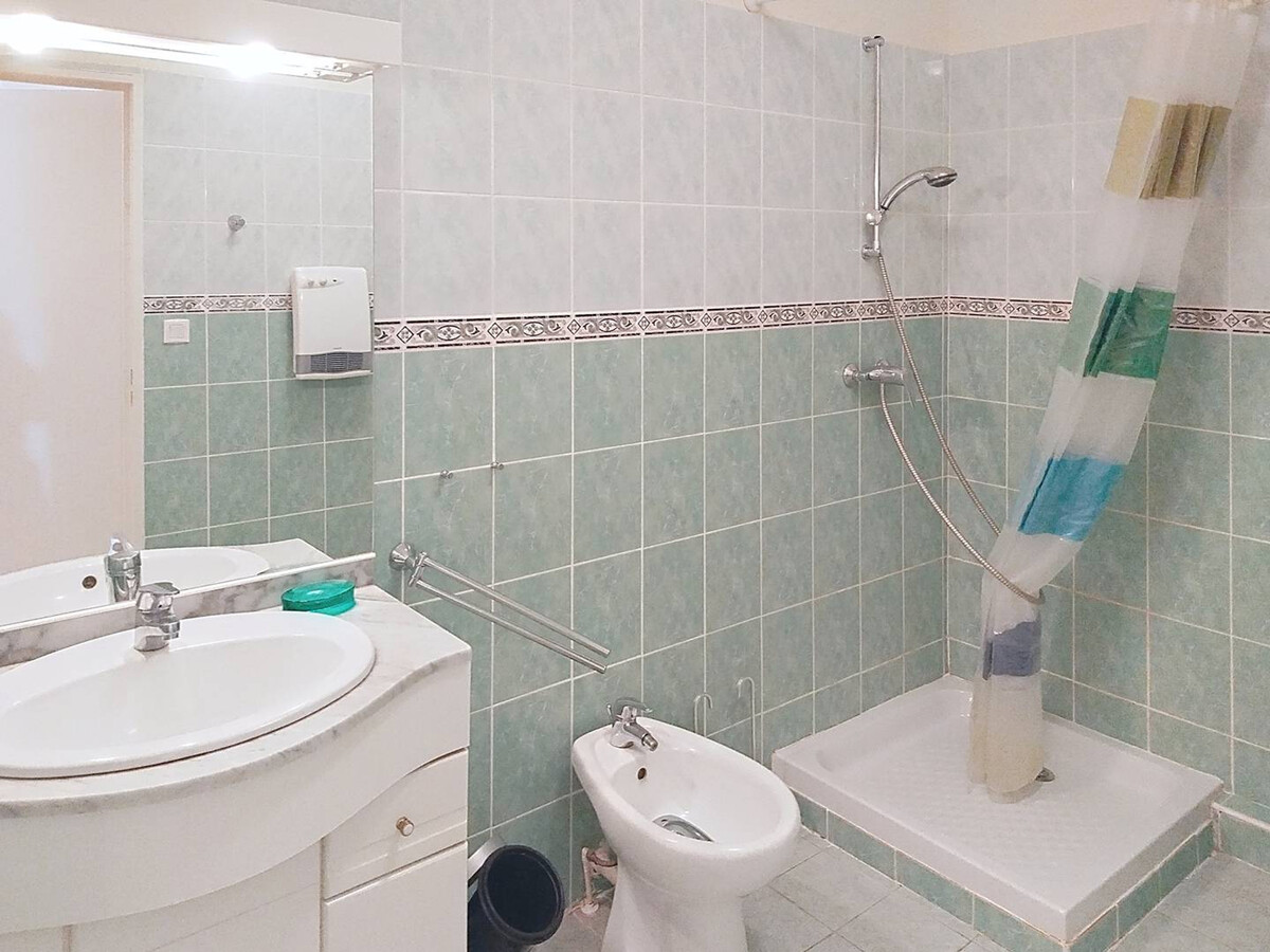 T2 Cabine 45m² avec Loggia, 800m Plage, Parking - Photo 9