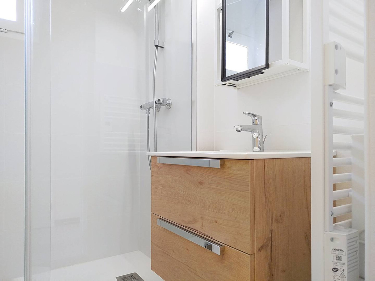 Studio 20 m² avec terrasse vue mer à Bormes-les-Mimosas - Photo 9