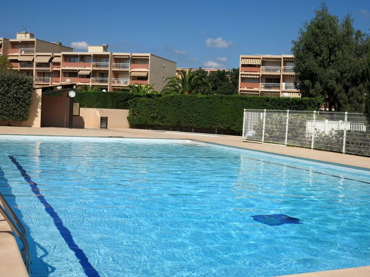 T2 climatisé avec piscine, tennis et accès plage - Photo 14