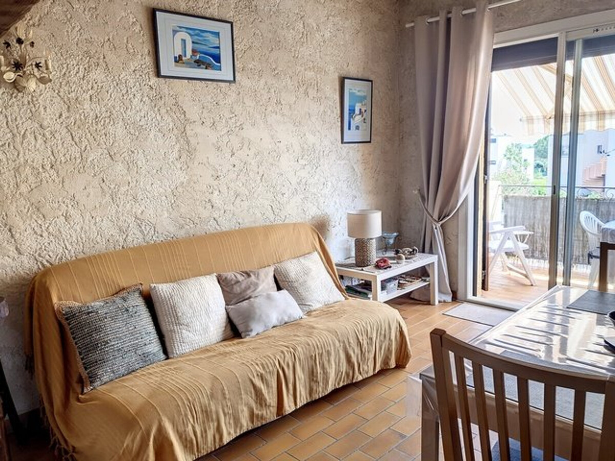 Studio mezzanine 30m² à 10m de la plage - Bormes - Photo 3