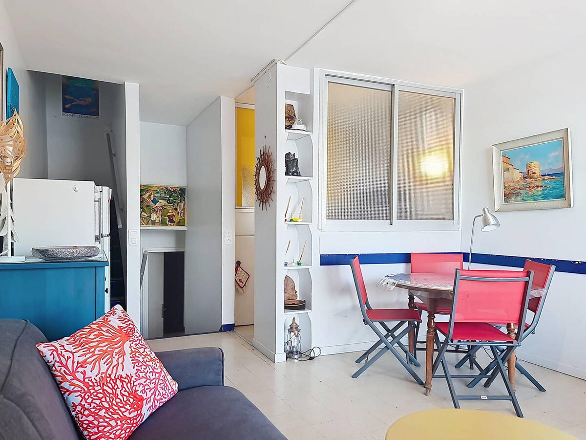 T2 duplex 35 m² à 20m de la plage, vue mer à Bormes - Photo 5
