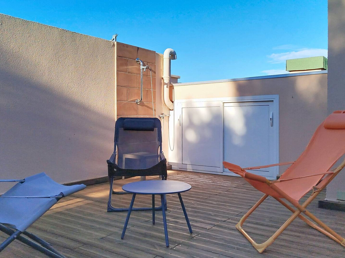T2 duplex 35 m² à 20m de la plage, vue mer à Bormes - Photo 12