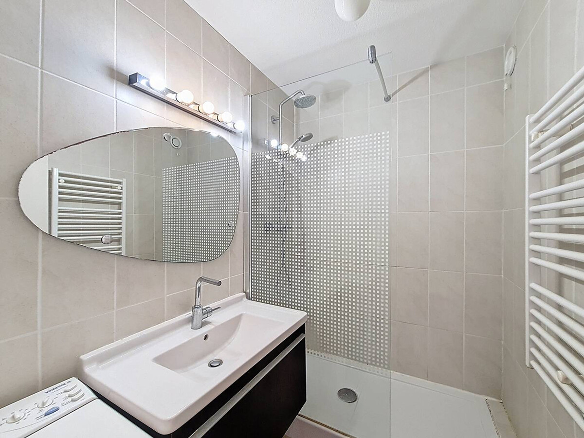 T2 35m² terrasse 12m² à Bormes-les-Mimosas - Photo 10