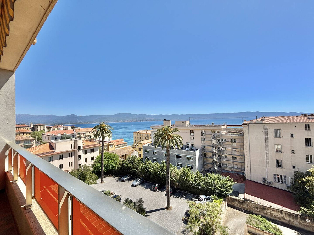 Appartement 3 chambres avec terrasse vue mer, centre-ville - Photo 4