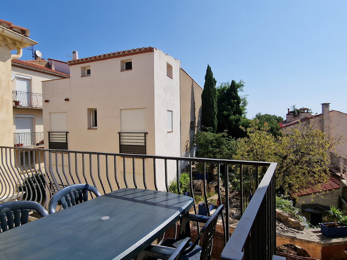 F3 centre-ville Banyuls avec terrasse et parking - Photo 12