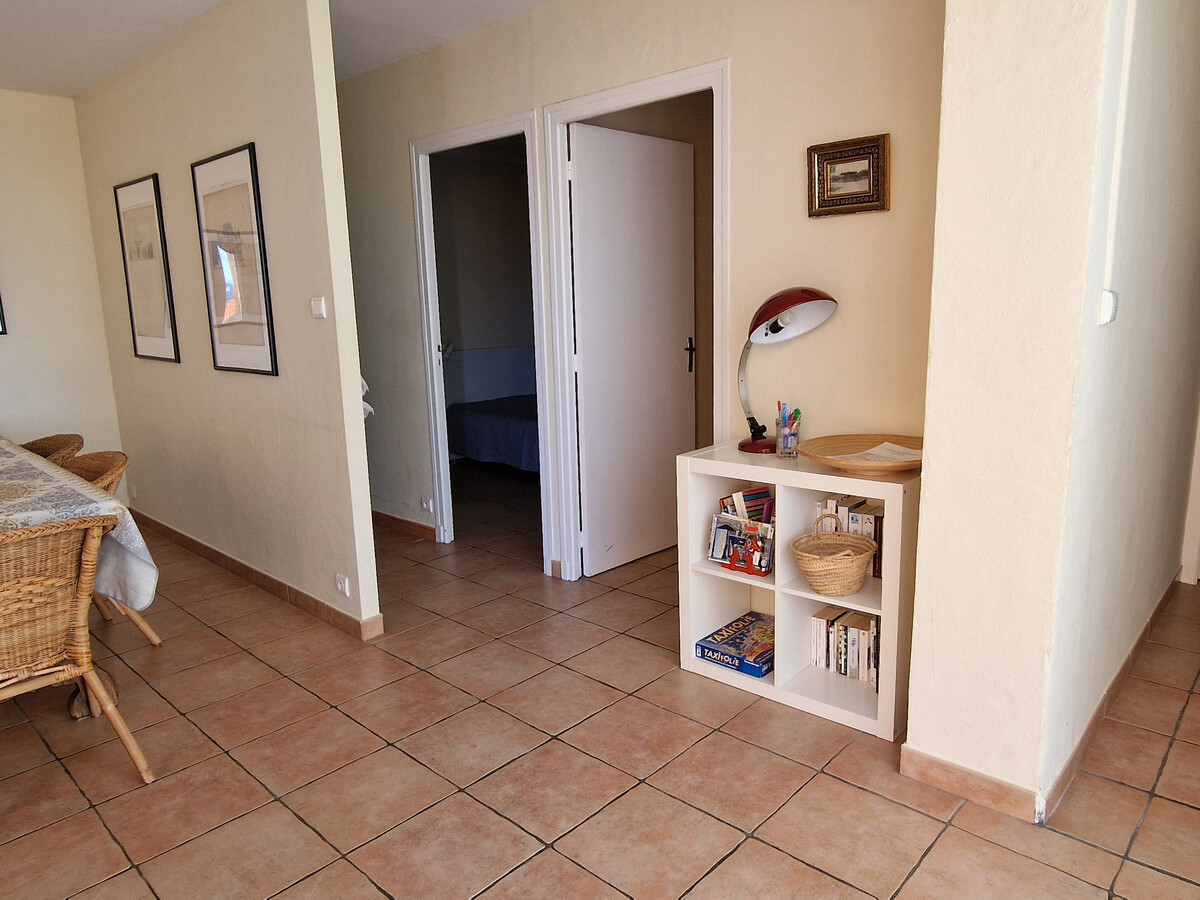 F3 centre-ville Banyuls avec terrasse et parking - Photo 15