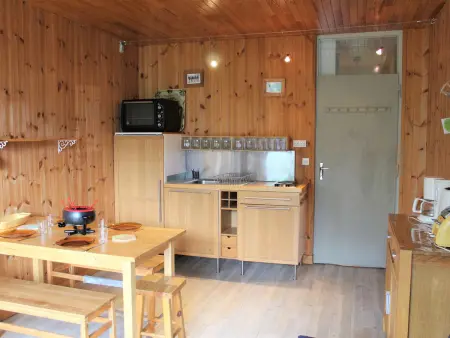 Location appartement à Vars, Studio Montagne Vars, Pieds Pistes, Proche Commerces – 5 Couchages