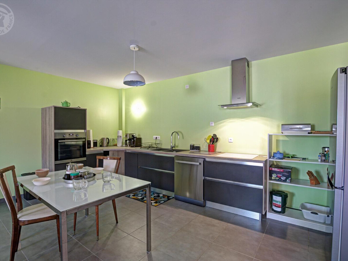 Appartement 70m² PMR avec balcon et fibre à Saint-Genest-Malifaux - Photo 4