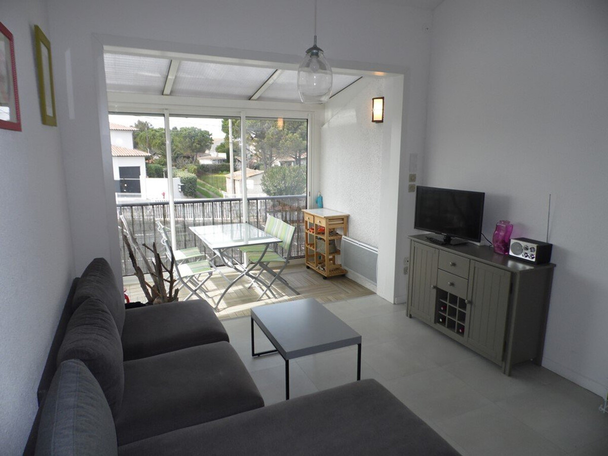 Studio mezzanine 36 m² avec loggia et parking privé - Photo 2