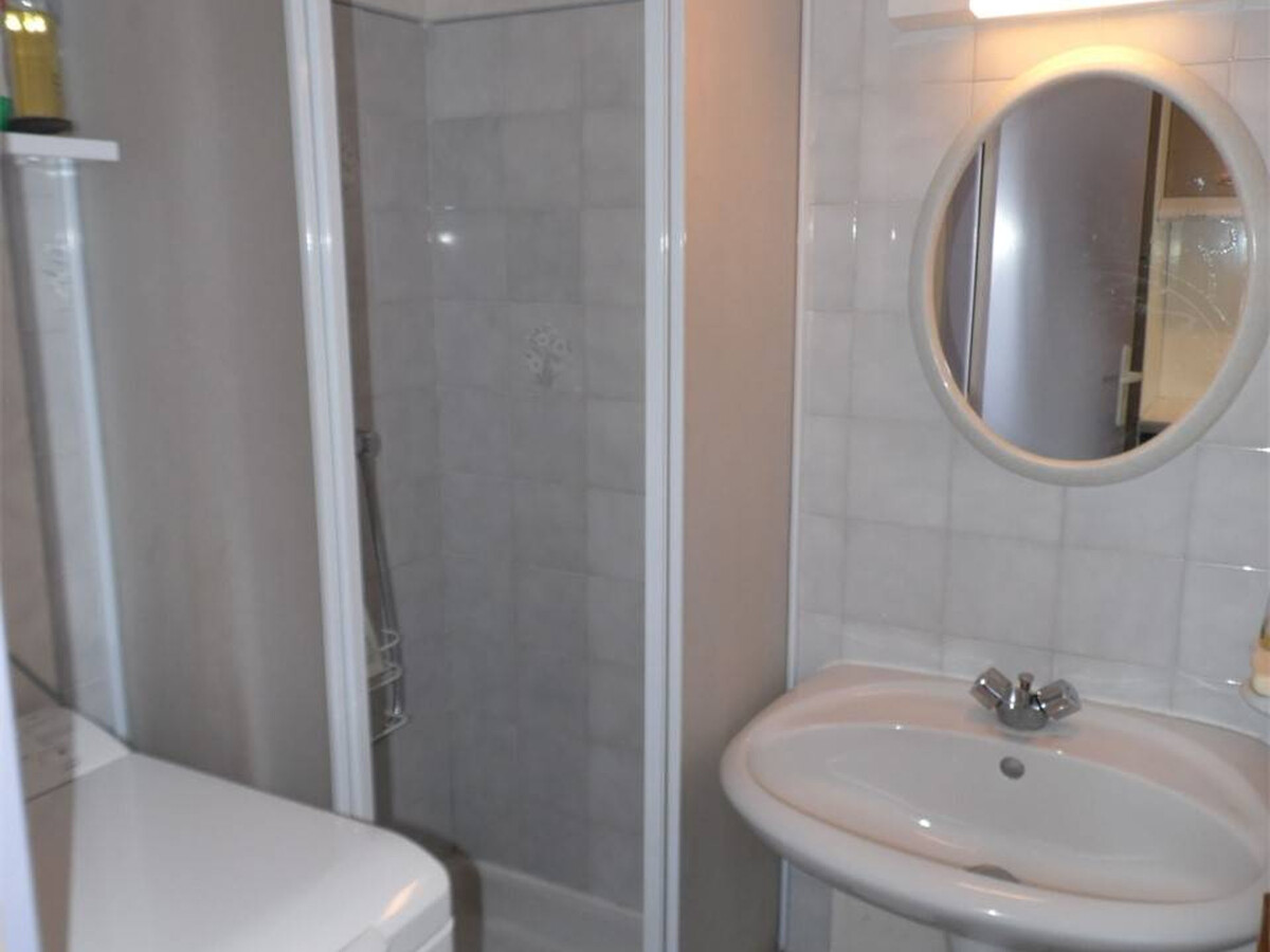 Studio mezzanine 36 m² avec loggia et parking privé - Photo 7