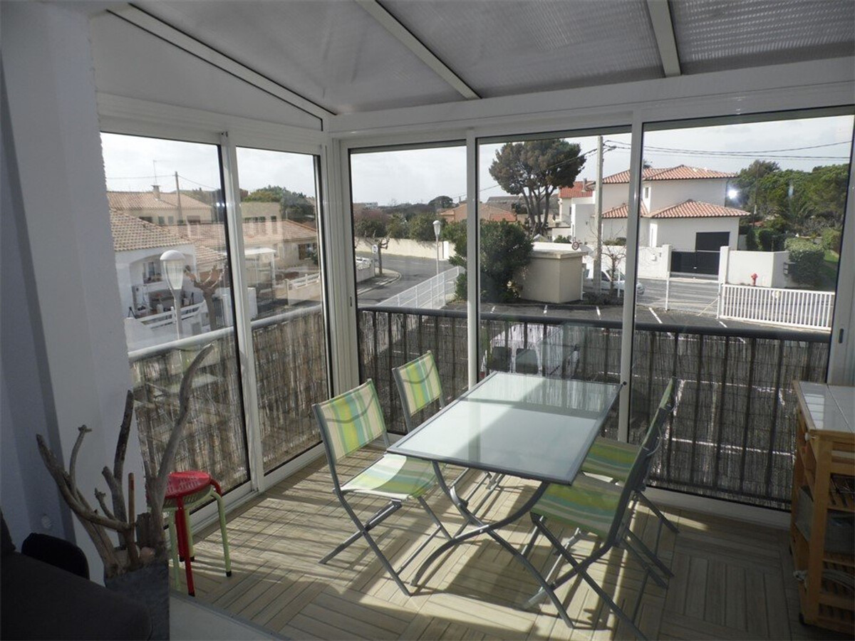 Studio mezzanine 36 m² avec loggia et parking privé - Photo 8