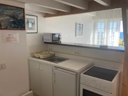 Studio face mer Le Palais, 50 m plage de Ramonette - Photo 3