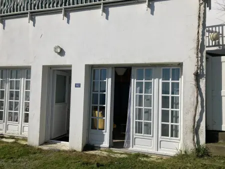 Studio face mer Le Palais, 50 m plage de Ramonette - Photo 7