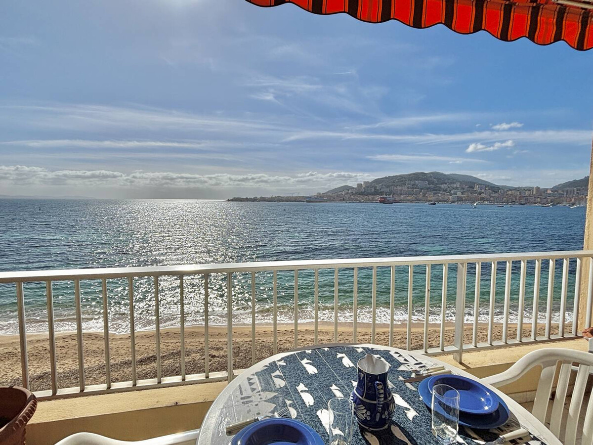 Studio les pieds dans l'eau à Ajaccio, climatisé - Photo 17