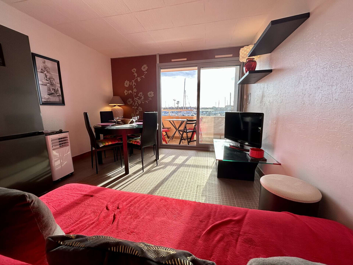 Appt 2 pièces + cabine, vue port, parking - Cap d'Agde - Photo 5