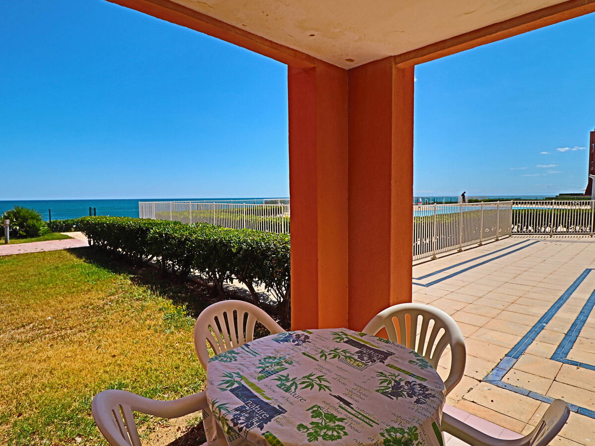 Studio cabine 4 pers. avec terrasse, piscine et parking à Sète - Photo 1