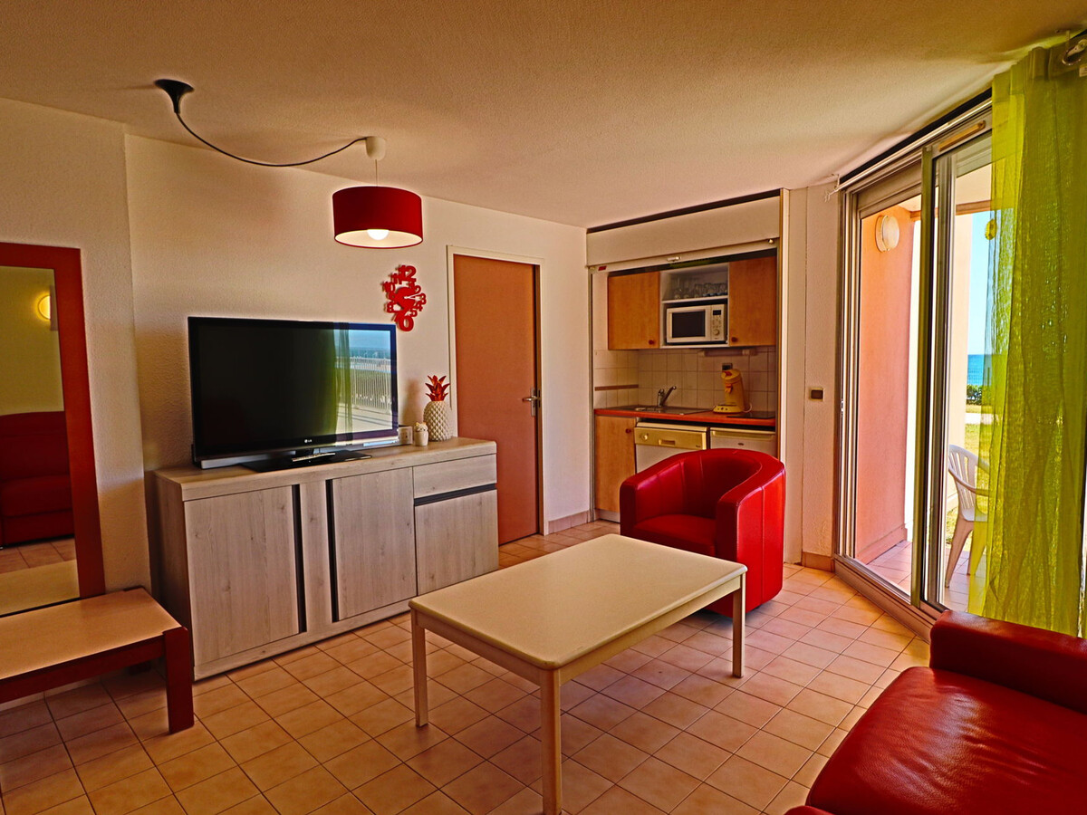 Studio cabine 4 pers. avec terrasse, piscine et parking à Sète - Photo 3
