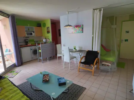 Studio cabine 3 pers à Sète, terrasse vue mer et piscine : photo 4