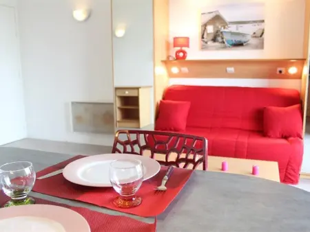 Location appartement à La Rochelle, Studio lumineux avec balcon aux Minimes