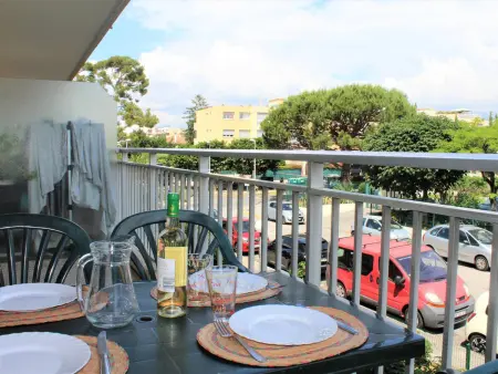 Studio avec terrasse et parking, 30m de la mer : photo 6