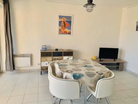 Appartement 2 pièces Calvi, 700 m plage, parking : photo 13