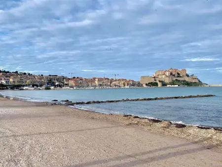 Appartement 2 pièces Calvi, 700 m plage, parking : photo 15