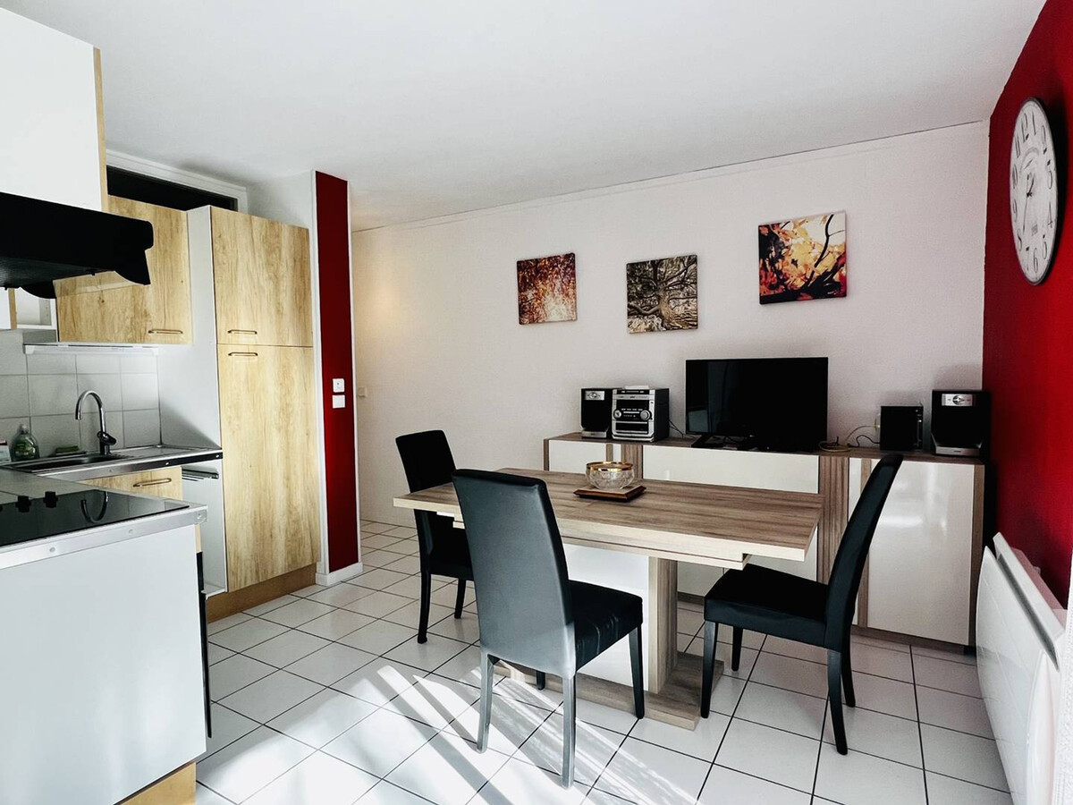 T1 Bis Cambo-les-Bains, rez-de-chaussée avec parking et terrasse - Photo 5