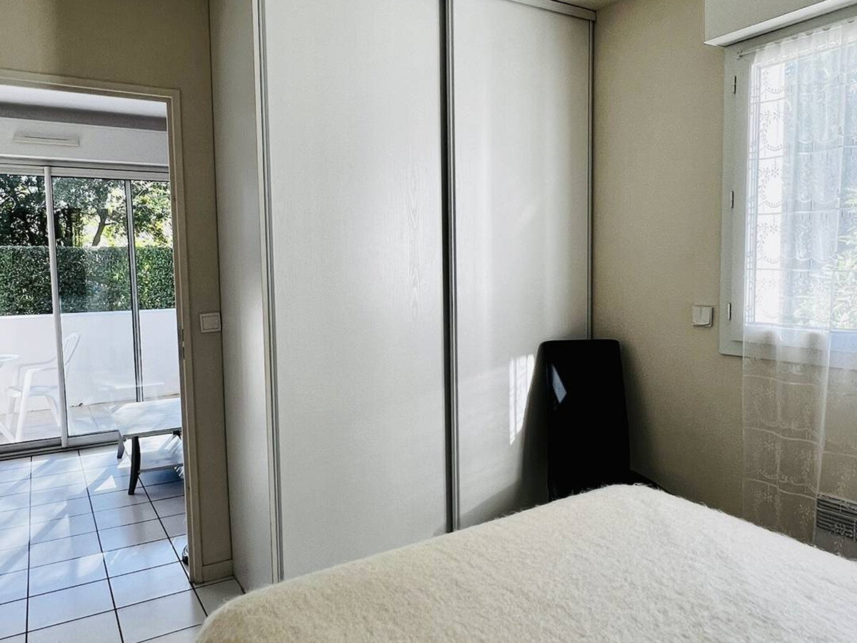 T1 Bis Cambo-les-Bains, rez-de-chaussée avec parking et terrasse - Photo 9
