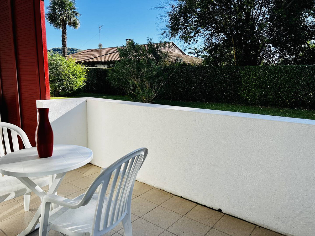 T1 Bis Cambo-les-Bains, rez-de-chaussée avec parking et terrasse - Photo 11