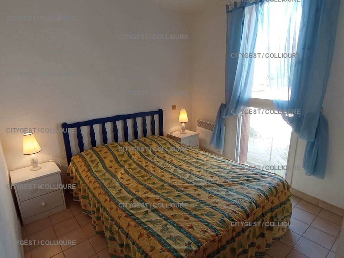 F2 traversant avec terrasse, 150m plage à Collioure - Photo 4