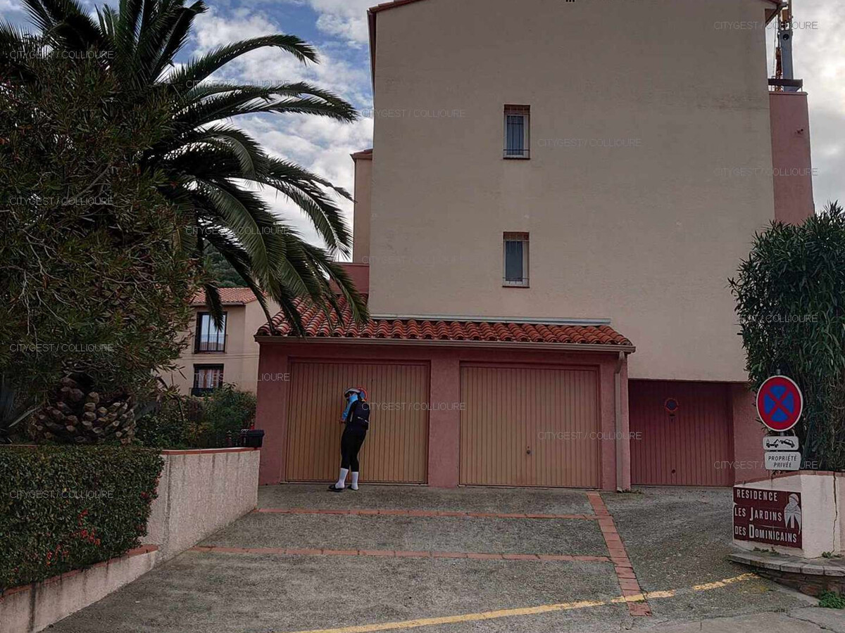 F2 traversant avec terrasse, 150m plage à Collioure - Photo 8