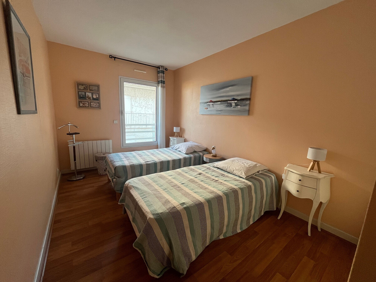 T3 75m² vue mer à Arcachon, parking privé - Photo 7