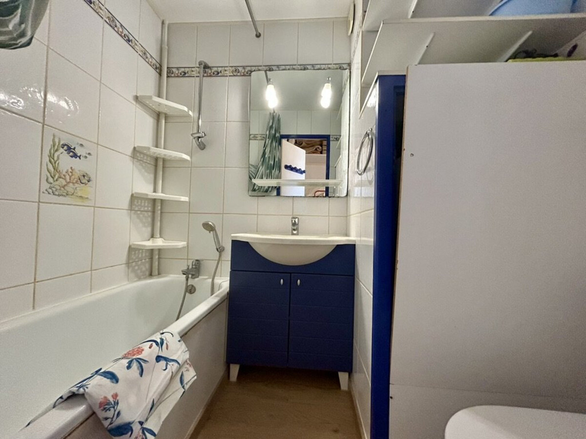 Studio cabine face marina à Saint-Cyprien, piscine été - Photo 12