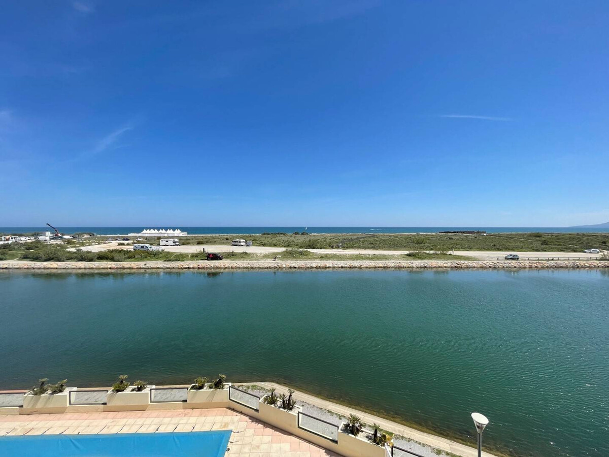 Studio cabine face marina à Saint-Cyprien, piscine été - Photo 18