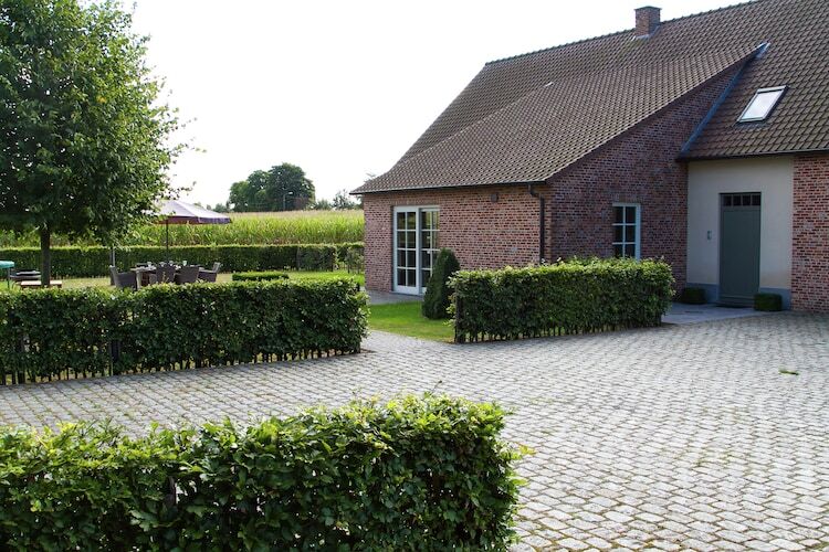 Villa Bovelinde : 12 personnes, jardin avec trampoline à Peer - Photo 10