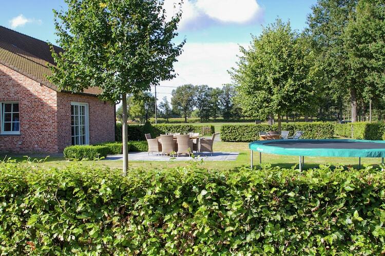 Villa Bovelinde : 12 personnes, jardin avec trampoline à Peer - Photo 36