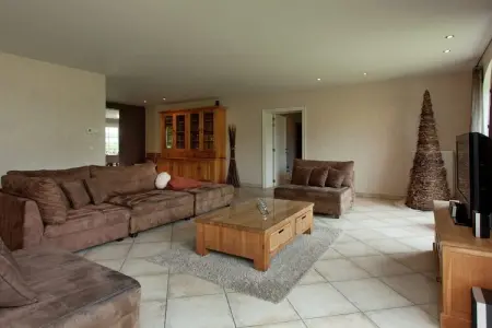 Location villa à Peer