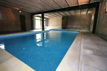 Location maison à Hamoir Ouffet, Maison de maître avec piscine, Néblon
