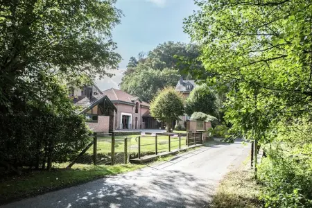 Le Néblon – Manoir 32 pers. avec piscine intérieure : photo 10
