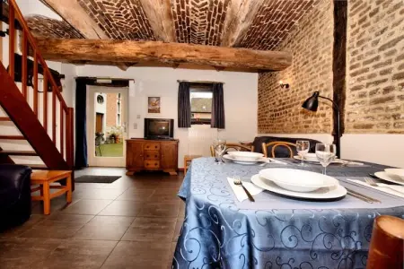 Hof van Aken, Maison de vacances historique avec terrasse privée, Richelle - Photo 2