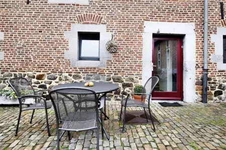 Hof van Aken, Maison de vacances historique avec terrasse privée, Richelle - Photo 5