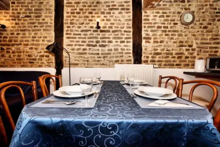 Hof van Aken, Maison de vacances historique avec terrasse privée, Richelle - Photo 9
