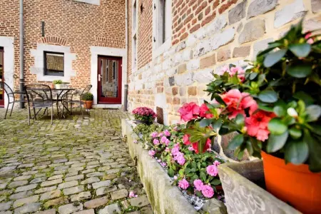 Hof van Aken, Maison de vacances historique avec terrasse privée, Richelle - Photo 21
