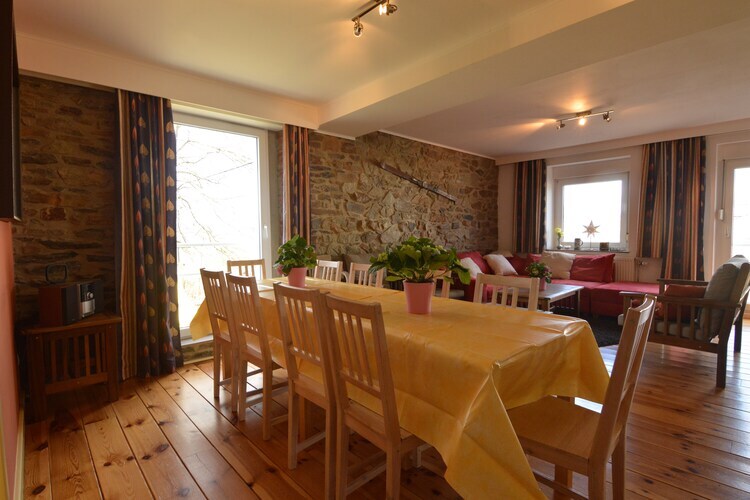 Maison 18 personnes, 6 chambres, 2 cuisines à Halenfeld - Photo 3