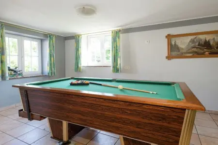 Maison 10 chambres avec sauna à Malmédy, 27 personnes : photo 12