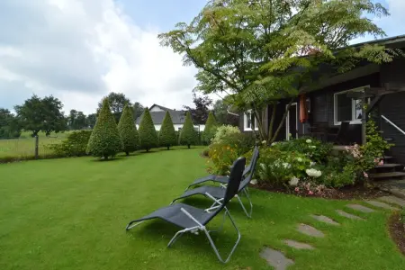 Chalet La Fagnardise à Malmedy, jardin 800 m² : photo 28