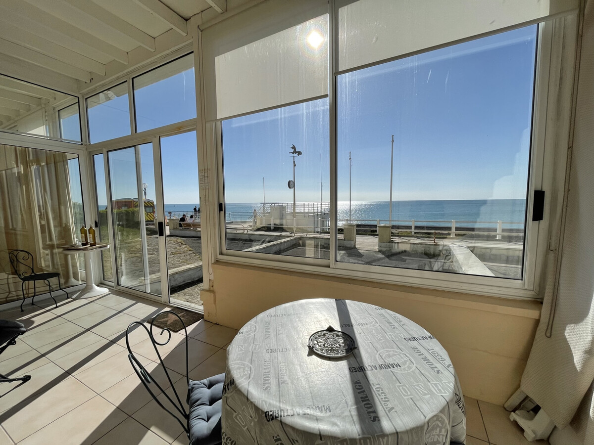 Duplex front de mer avec véranda à Jullouville - Photo 1