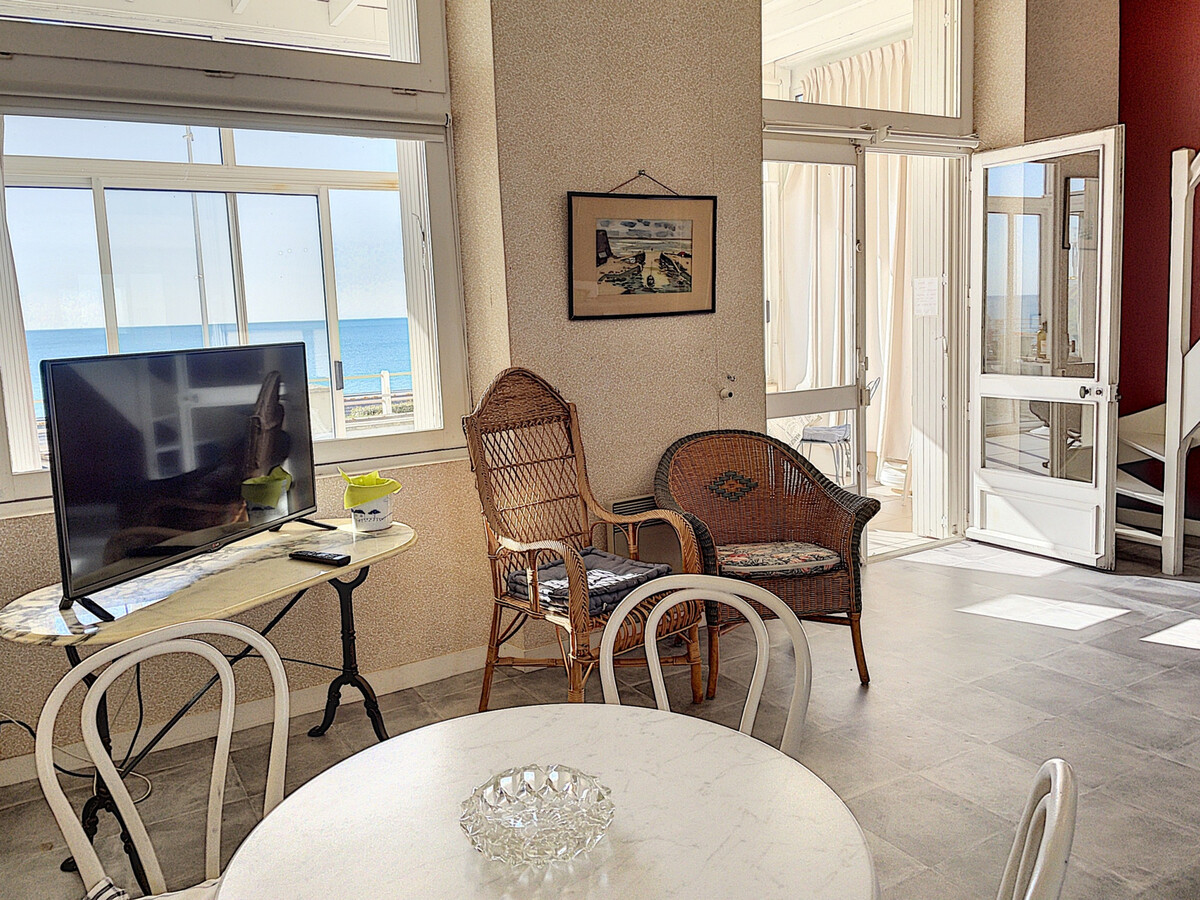 Duplex front de mer avec véranda à Jullouville - Photo 9
